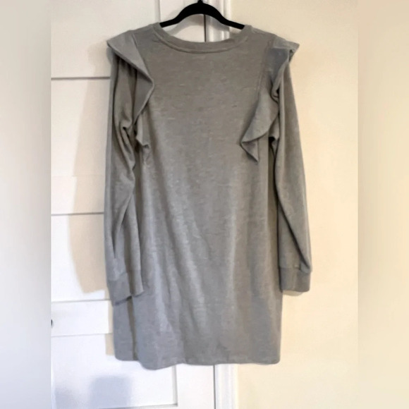 Who What Wear Gray Long Sleeve Ruffle Sweatshirt Dress Size Large EUC - Picture 4 of 4